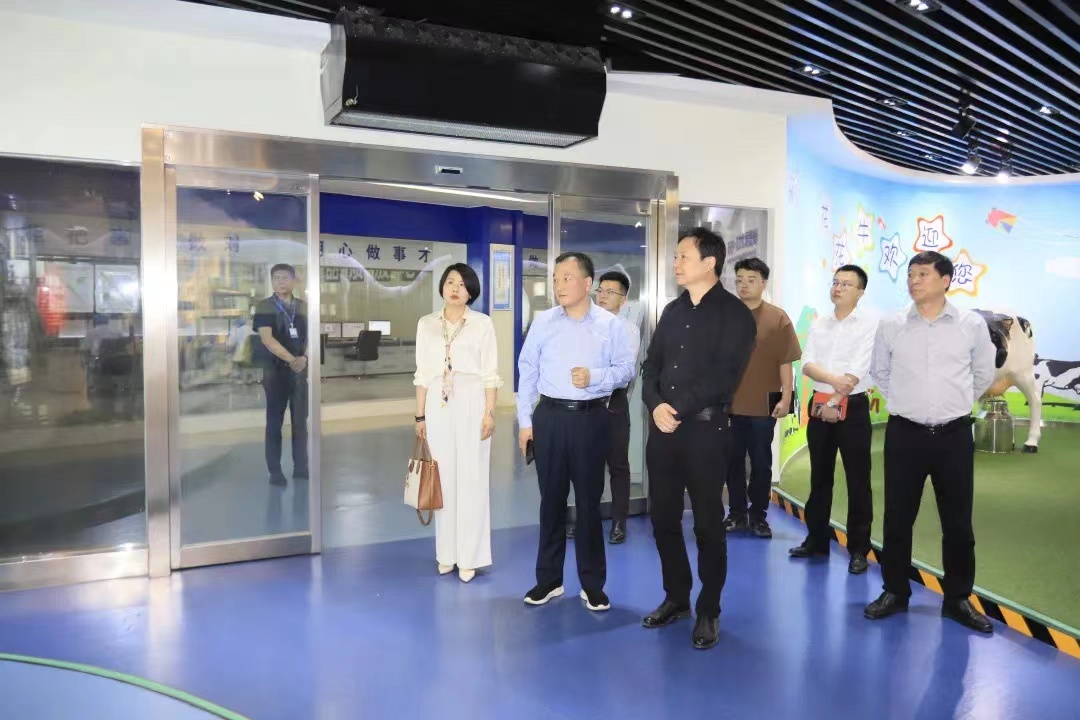 花花牛丨北京家音順達蒞臨花花牛乳業(yè)集團參觀訪談 花花牛丨北京家音順達蒞臨花花牛乳業(yè)集團參觀訪談