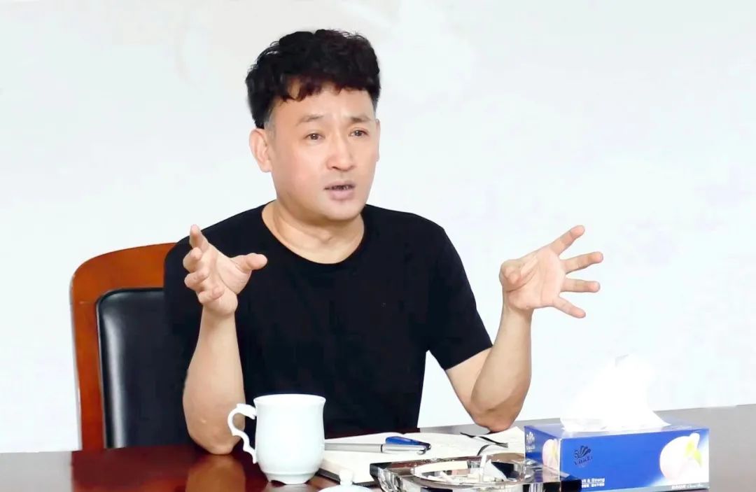 繼往開來 · 再創(chuàng)輝煌 | 花花牛乳業(yè)集團(tuán)召開9月營銷、養(yǎng)殖及飼料月度經(jīng)營工作會議