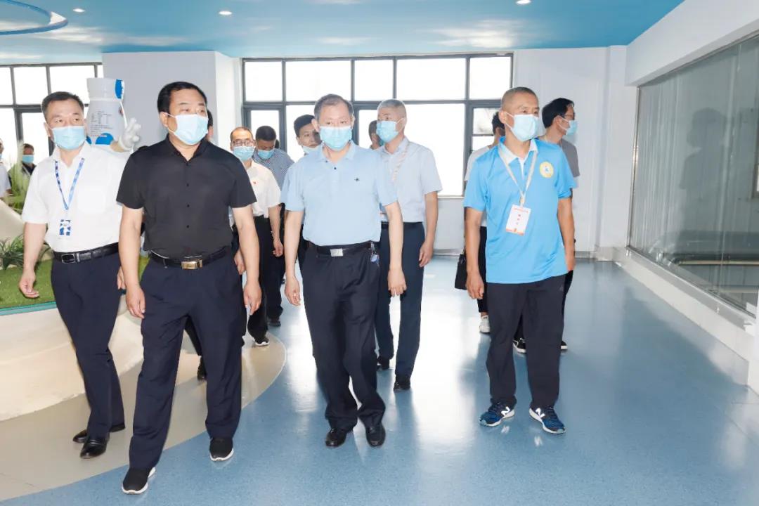 鄭州市安全生產(chǎn)雙重預(yù)防體系建設(shè)現(xiàn)場觀摩會在花花牛乳業(yè)集團鄭州分公司召開 鄭州市安全生產(chǎn)雙重預(yù)防體系建設(shè)現(xiàn)場觀摩會在花花牛乳業(yè)集團鄭州分公司召開