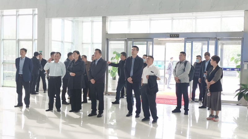 花花牛丨沈陽市人大常委會副主任曹鵬一行蒞臨花花?？疾熳? />
			</div>
		<div   id=